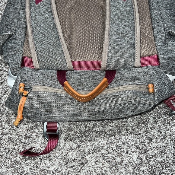 Eddie Bauer Backpack - Picture 5 of 5